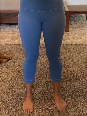 Cropped High-Rise Leggings in Dusty Blue